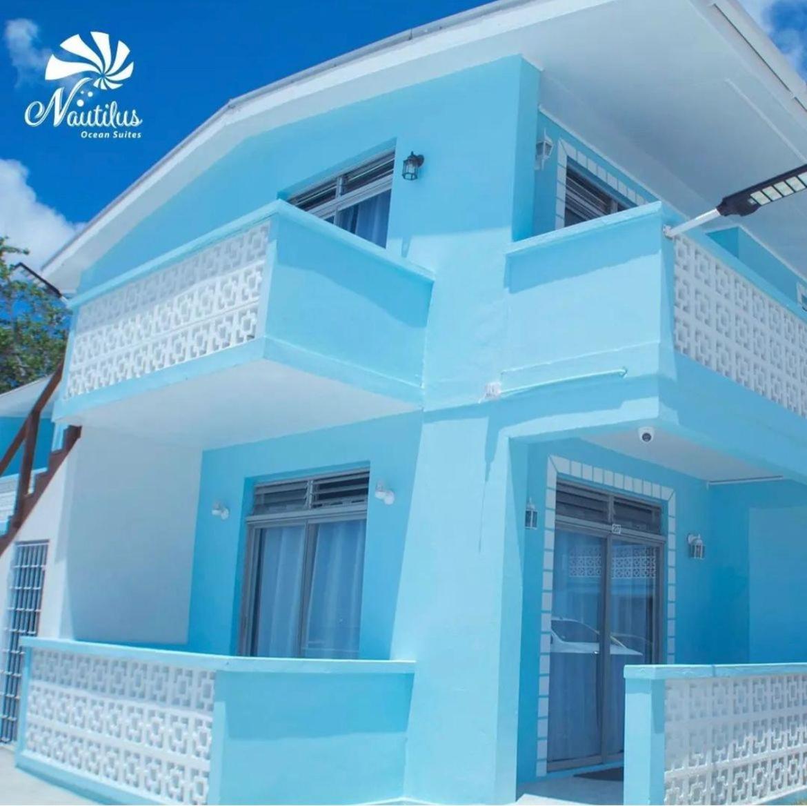 Nautilus Ocean Suites Бриджтаун Екстер'єр фото